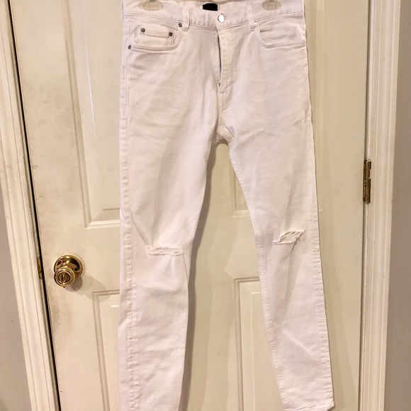H&M Other - RIPPED SKINNY FIT H&M WHITE JEANS